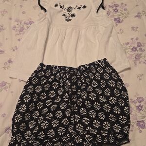 Carter's Black and White Floral Mini Skirt